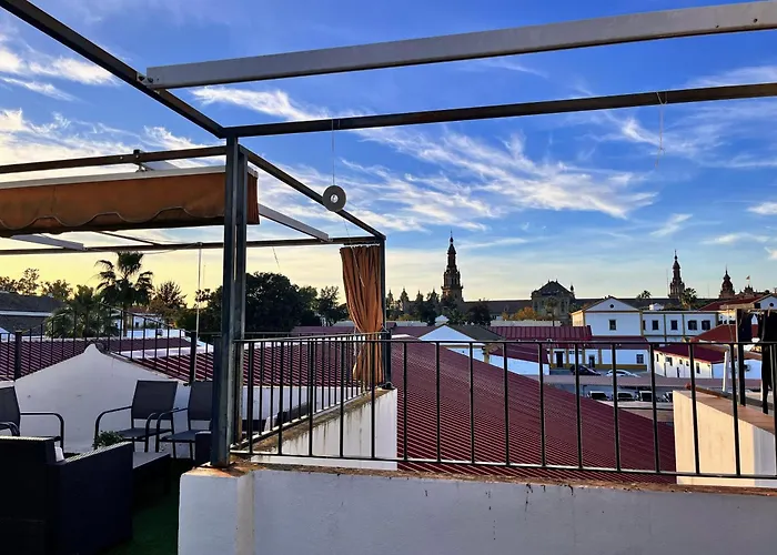 Plaza Espana Family House