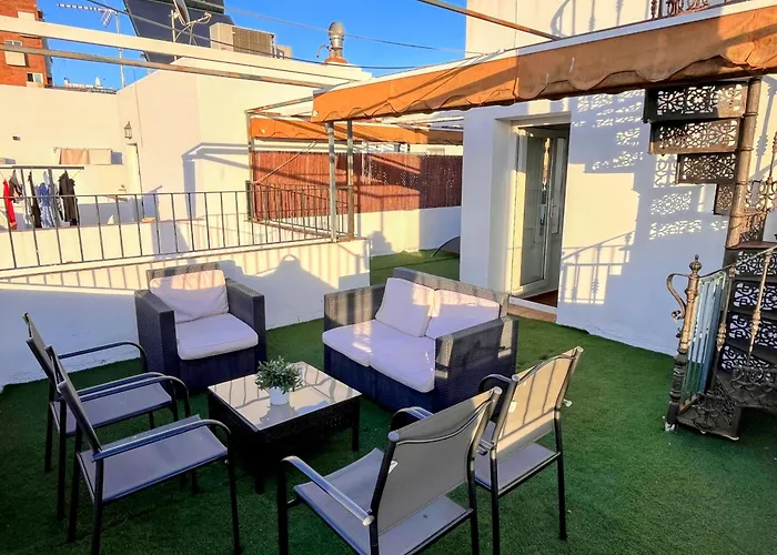 Plaza Espana Family House